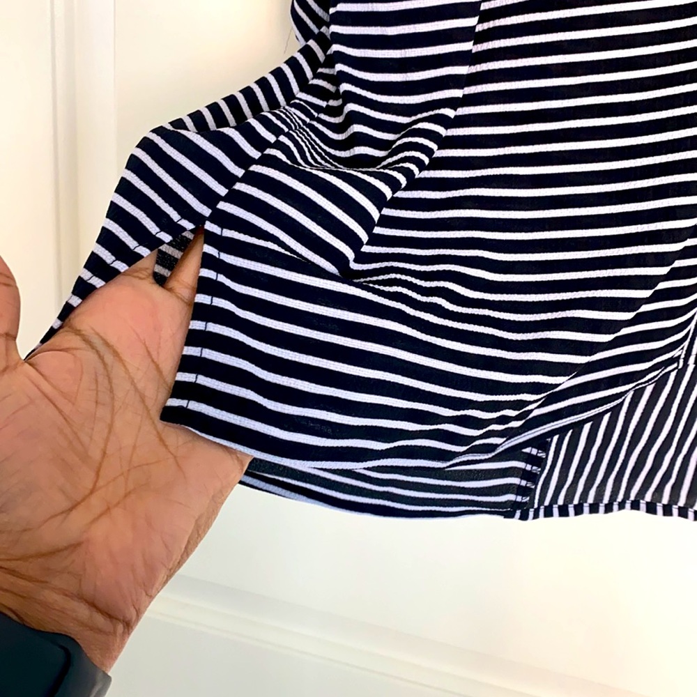 Blouse. - Picture 3 of 6